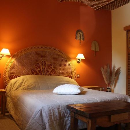 Bed and Breakfast L'Atterrissage Santes Екстер'єр фото