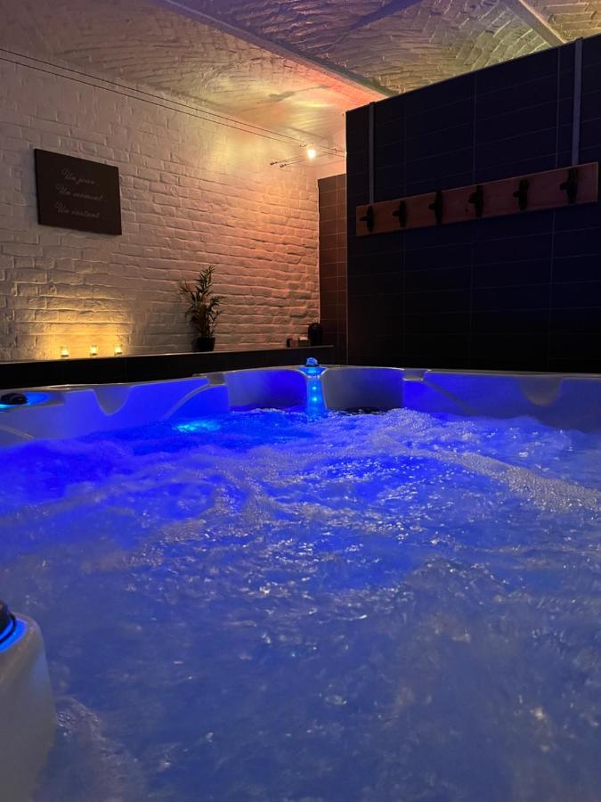 Bed and Breakfast L'Atterrissage Santes Екстер'єр фото